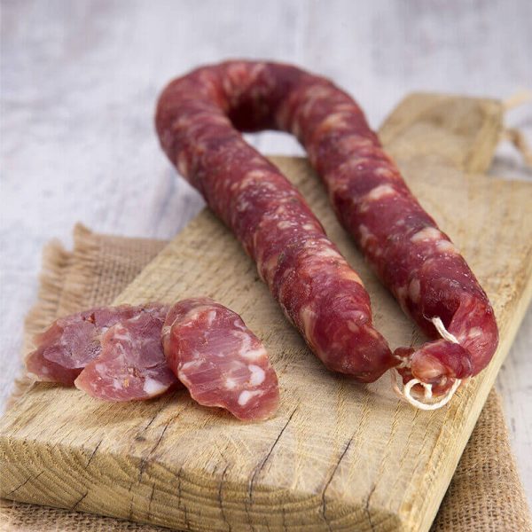 Saucisse artisanale de Palazzolo Acreide prête à être dégustée