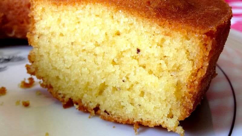 Orange bundt cake: soft, fragrant and made with fresh juice