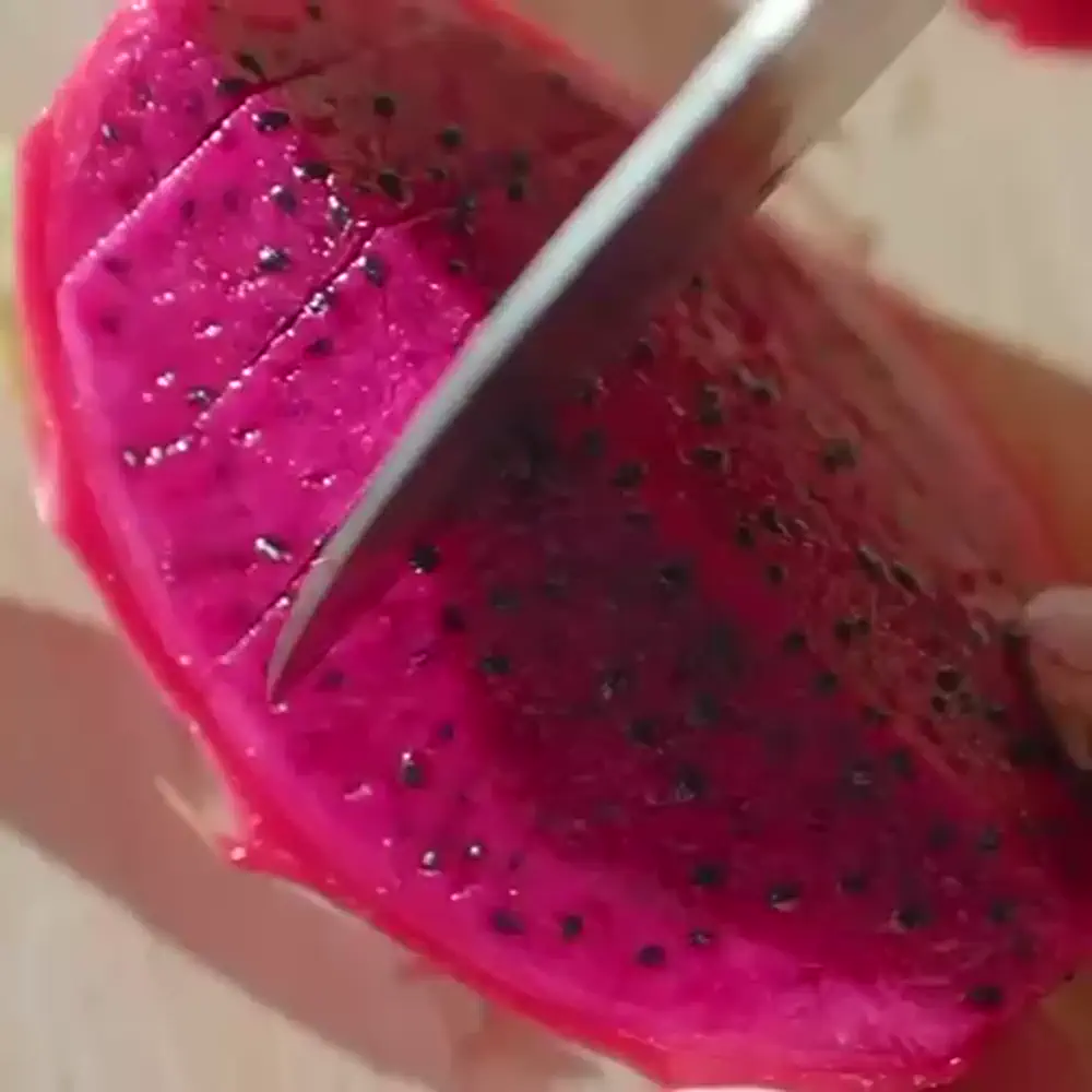 Pitaya Smoczy owoc 3kg z Sycylii o różowej skórce i fuksjowym miąższu