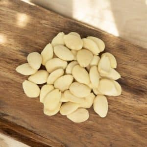 Amandes Tuono émondées et décortiquées