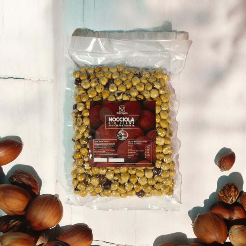 Geschälte und geröstete sizilianische Haselnüsse 500g